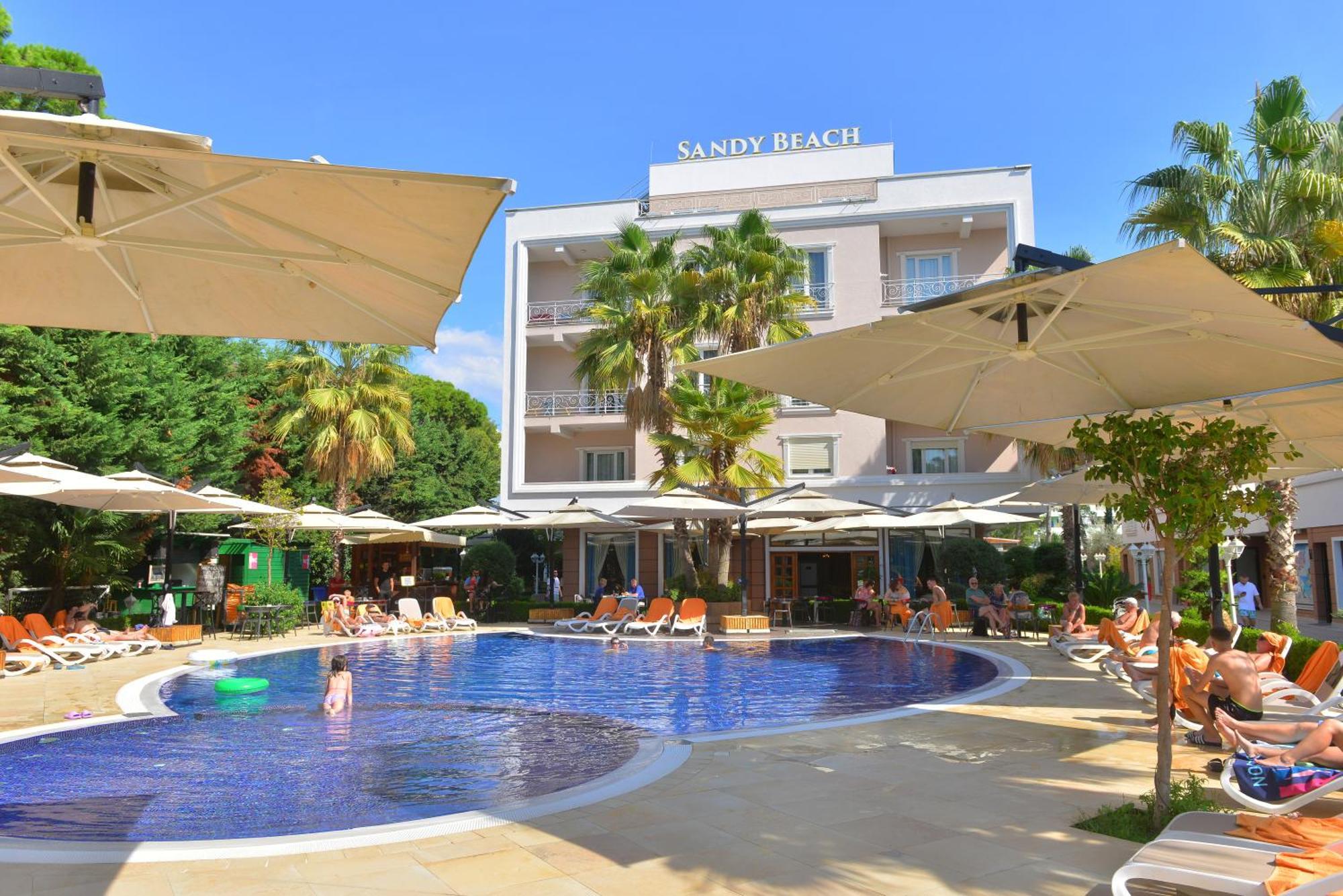 Sandy Beach Resort Golem  Exteriör bild